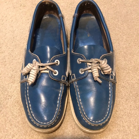royal blue boat shoes